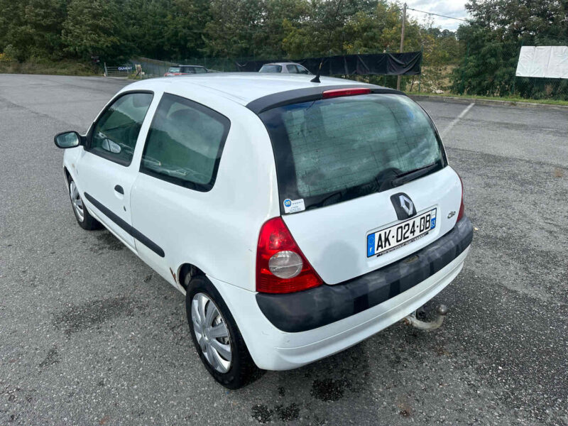RENAULT CLIO II 2004