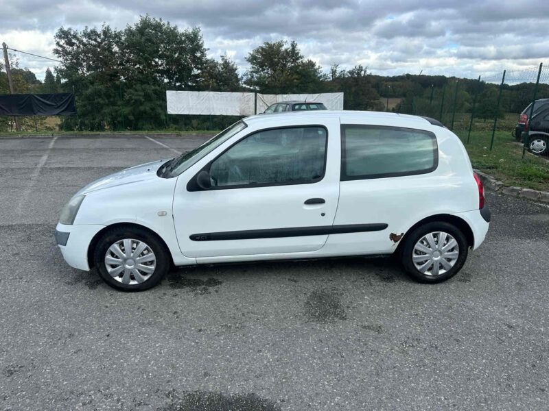 RENAULT CLIO II 2004