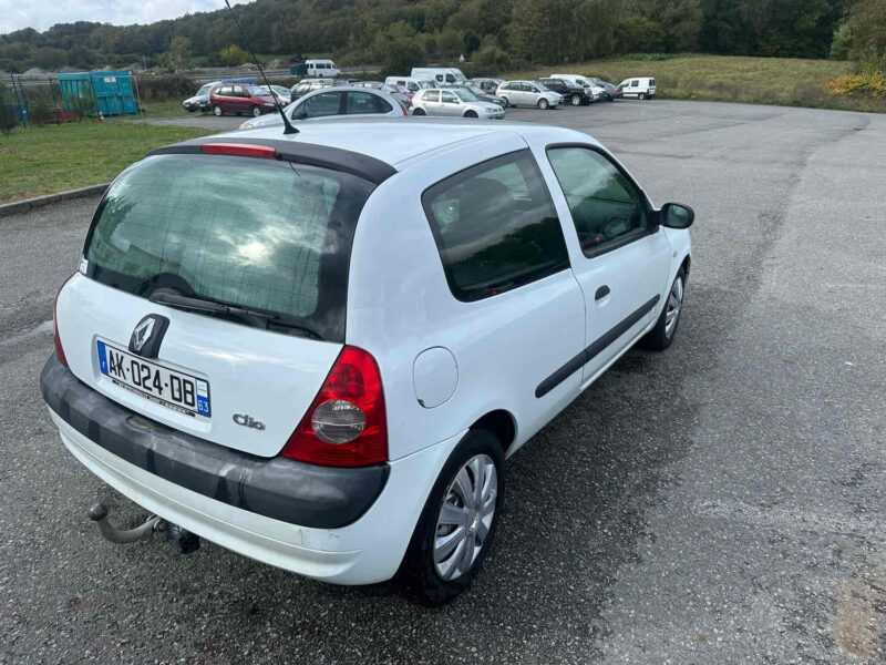 RENAULT CLIO II 2004