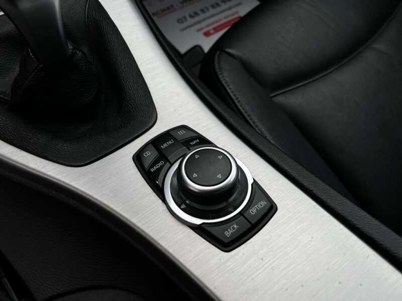 B.M.W. SERIE 3 E90  2009