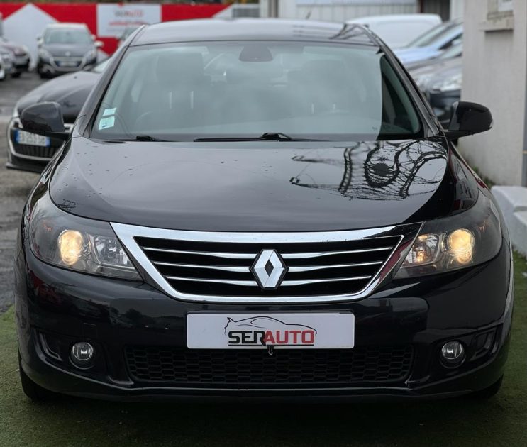 RENAULT LATITUDE 2012