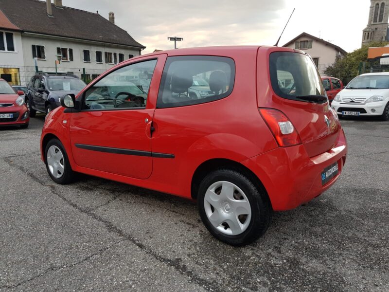 RENAULT TWINGO II 1.2i 75CV YAHOO