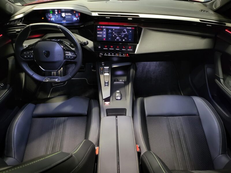 PEUGEOT 308 SW BREAK III 1.2 PureTech 130cv GT PACK 1ER MAIN TOIT OUVRANT / SIEGES ELECT A MEMOIRE