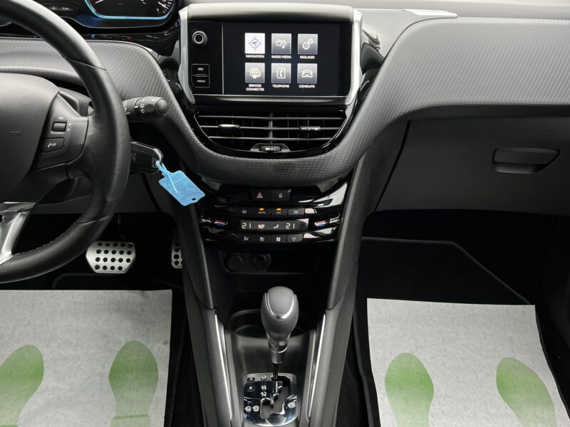 PEUGEOT 208 PHASE 2 FELINE 1.6 110 Cv BOITE AUTO GPS CARPLAY TOIT PANO / 28 080 Kms - Garantie1an