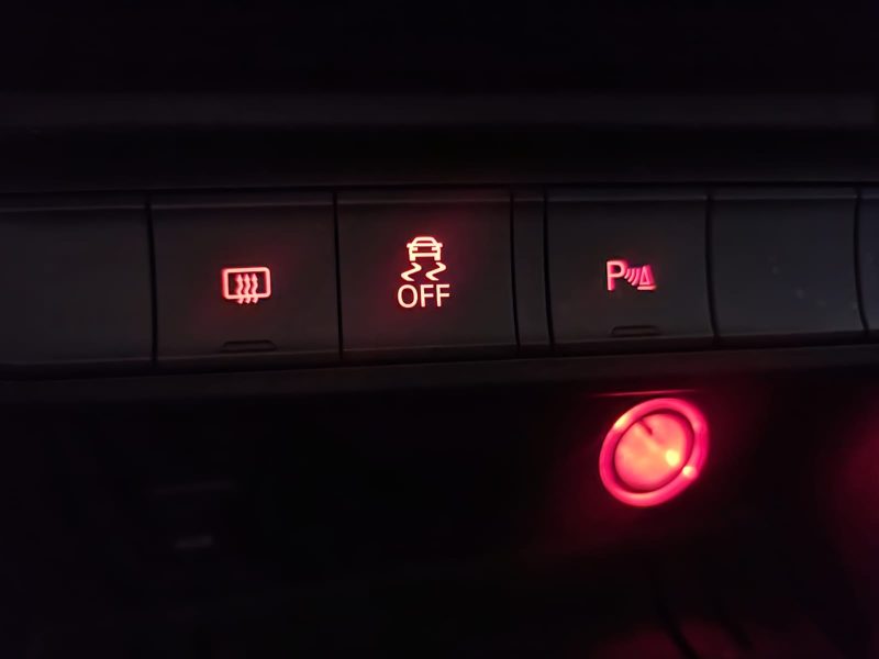 AUDI A1 SPORTBACK ULTRA AMBIENTE 95 CV 1.0 TFSI / REGULATEUR / RADAR DE RECUL / BLUETOOTH