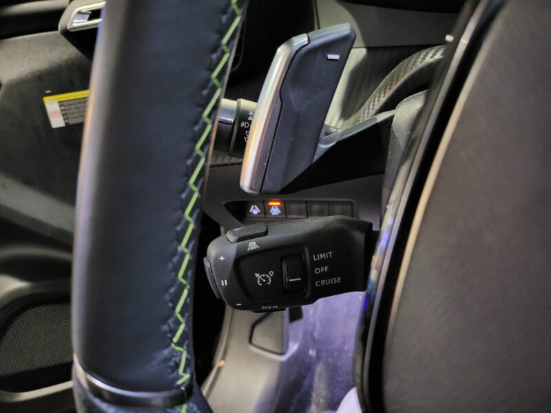 PEUGEOT 2008 II 1.2 THP 155cv GT Pack EAT // TOIT OUVRANT/SIEGES CHAUFFANT/APPLE CARPLAY