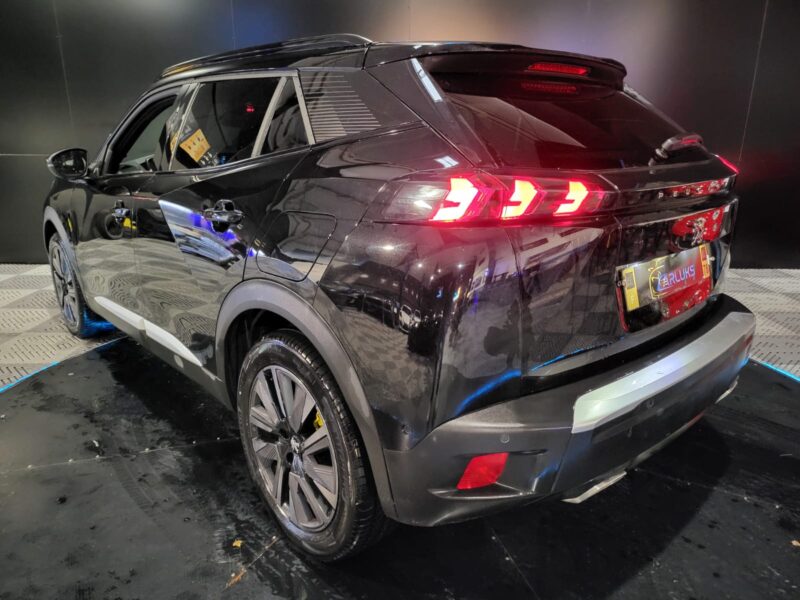 PEUGEOT 2008 II 1.2 THP 155cv GT Pack EAT // TOIT OUVRANT/SIEGES CHAUFFANT/APPLE CARPLAY