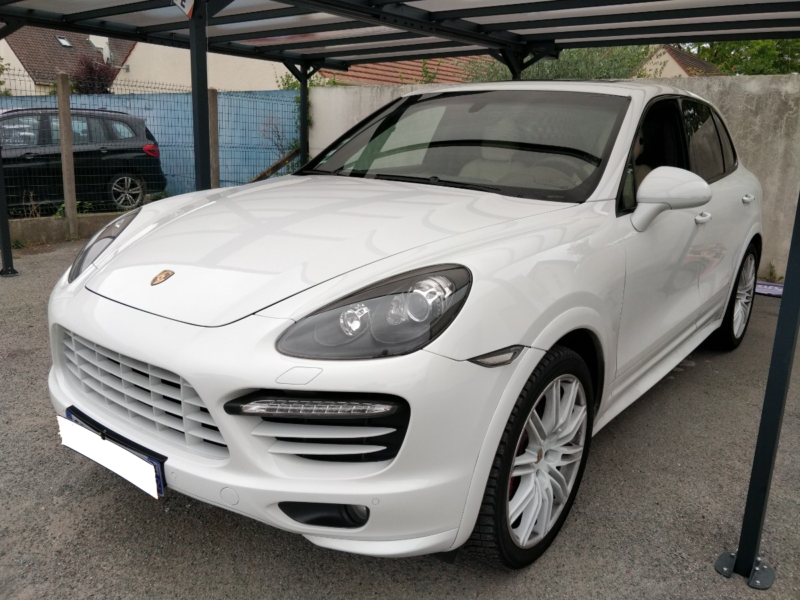 PORSCHE CAYENNE 2012