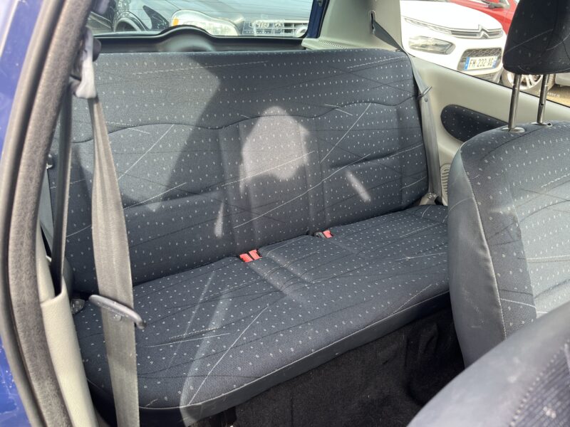 RENAULT CLIO II 2003