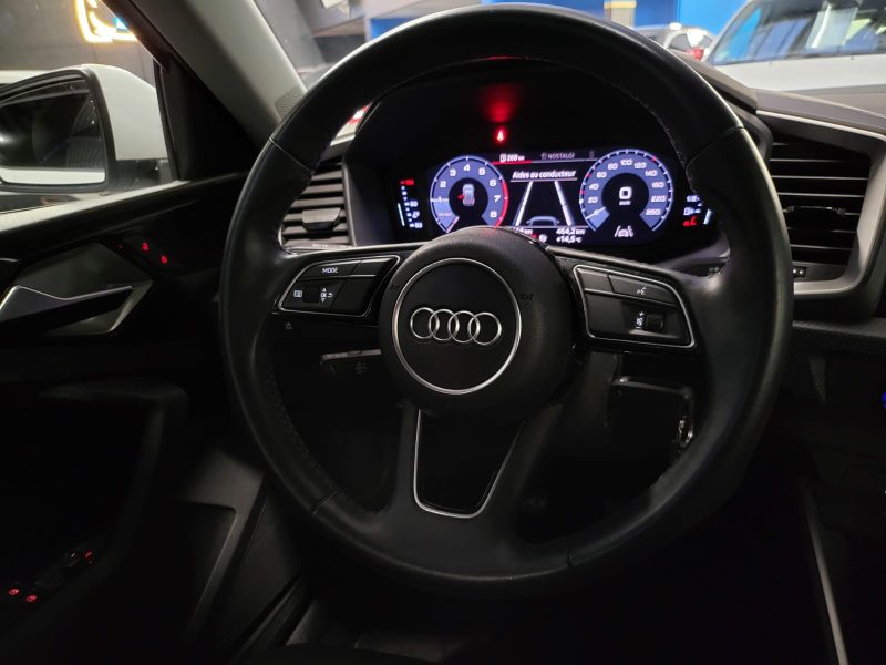 AUDI A1 SPORTBACK 25 TFSI 95cv SERIE LIMITEE ADVANCED CARPLAY / VIRTUAL BVM 1ER MAIN