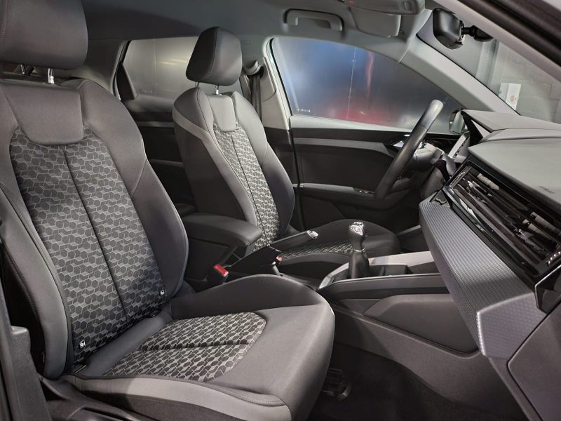 AUDI A1 SPORTBACK 25 TFSI 95cv SERIE LIMITEE ADVANCED CARPLAY / VIRTUAL BVM 1ER MAIN