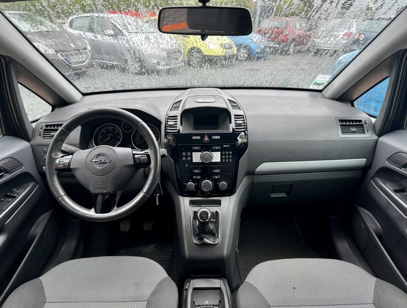 OPEL ZAFIRA / ZAFIRA FAMILY B 2011