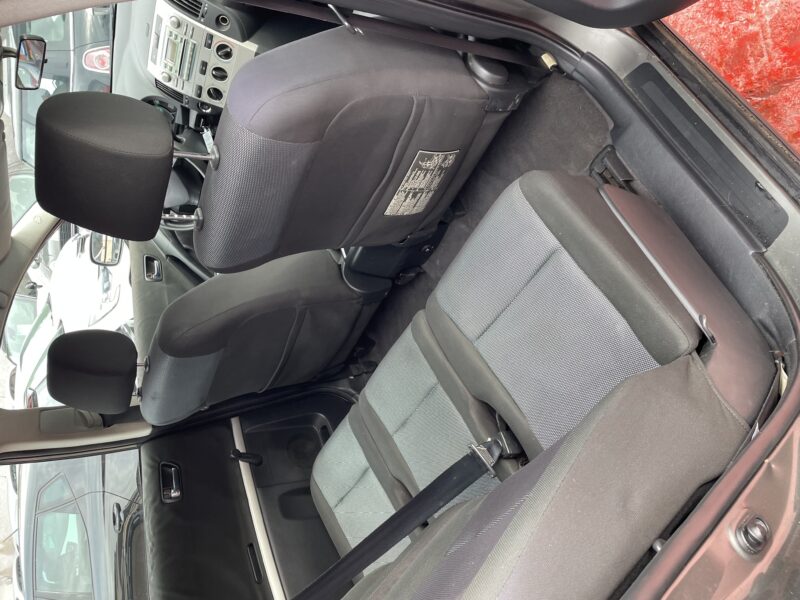 TOYOTA COROLLA Verso 2007