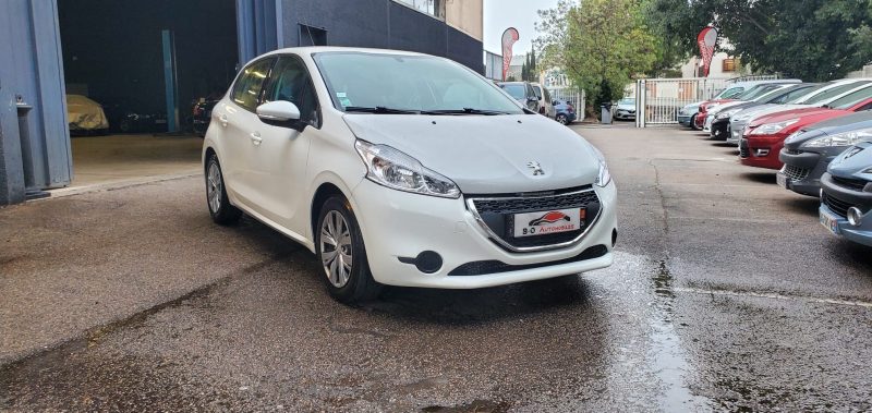 Peugeot 208 1.4 HDi 70 cv, 4cv, blanche, * Idéale jeune conducteur*