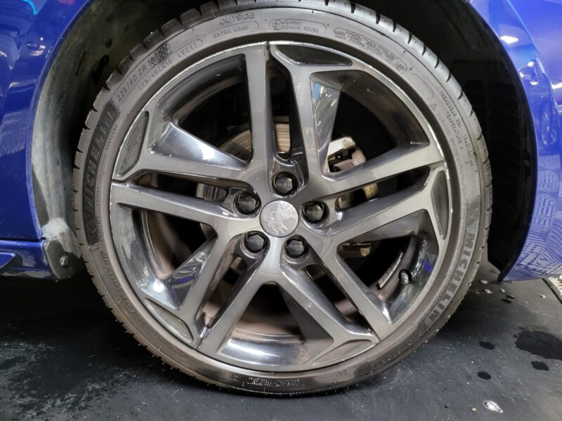 PEUGEOT 308 II 1.2 PureTech 130cv GT-line / CAMERA / BVA EAT8 / DISTRIB OK / CARPLAY