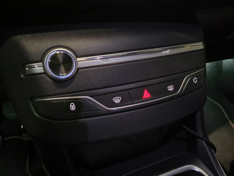 PEUGEOT 308 II 1.2 PureTech 130cv GT-line / CAMERA / BVA EAT8 / DISTRIB OK / CARPLAY