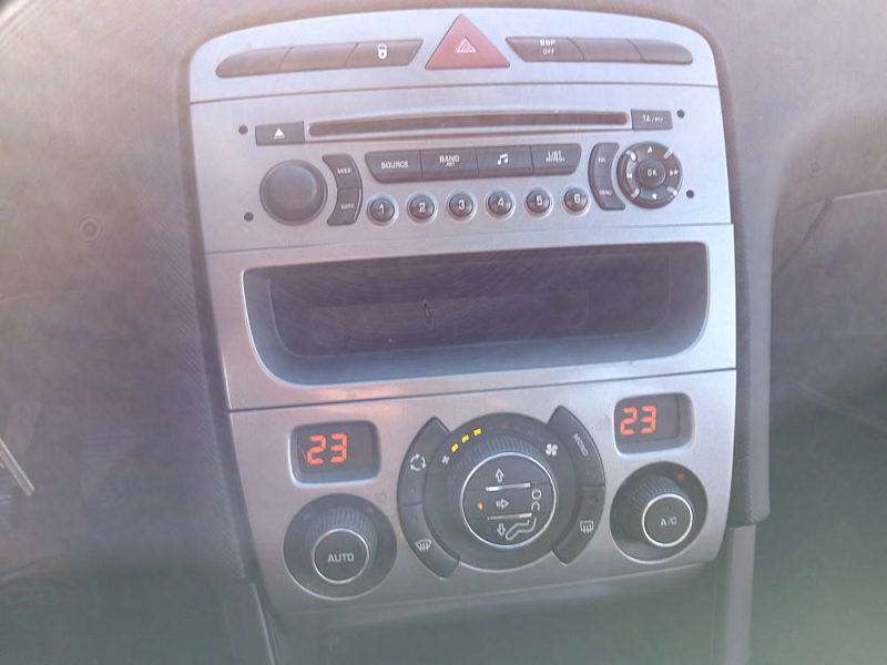 PEUGEOT 308 SW I 2010