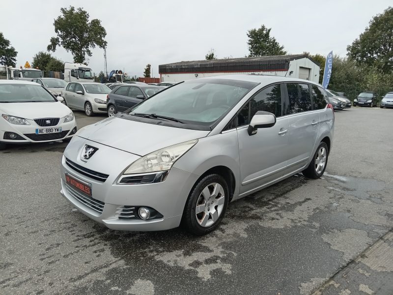 PEUGEOT 5008 2010