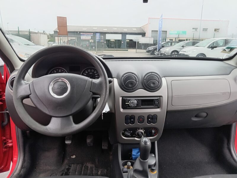 DACIA SANDERO 2010