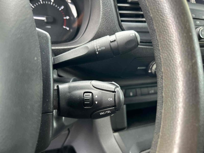 PEUGEOT EXPERT Camionnette 2018