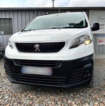 PEUGEOT EXPERT Camionnette 2018