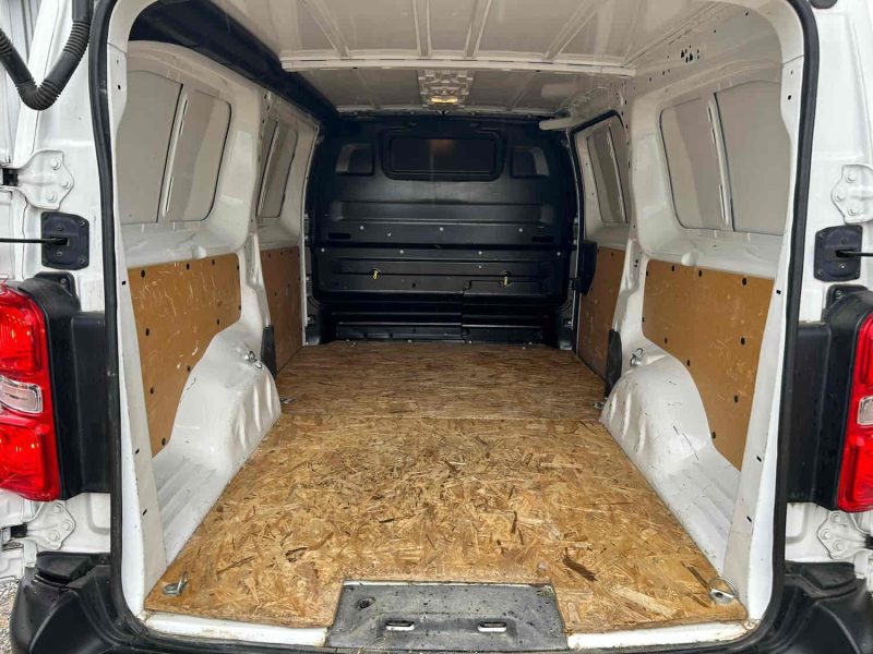 PEUGEOT EXPERT Camionnette 2018