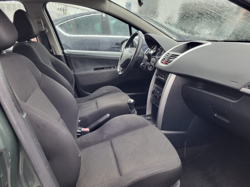 PEUGEOT 207 1.4 HDI 70 CV BLUE LION ACTIVE