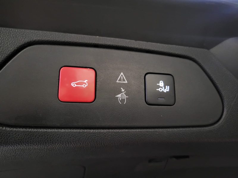 1.6 Turbo D 120cv / Toit Pano / Apple Carplay / régulateur