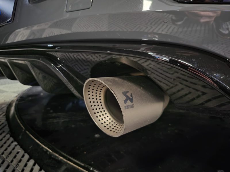 VOLKSWAGEN GOLF VII GTI TCR 290cv AKRAPOVIC / TOIT OUVRANT / GRAND GPS PRO / PACK LUMIERE D\'AMBI