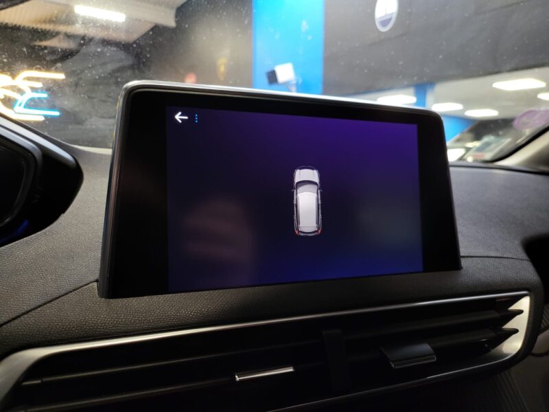 PEUGEOT 3008 1.2 PureTech 130cv ACTIVE BUSINESS S&S EAT6 CARPLAY / RADARS AV AR / DISTRIBUTION FAITE