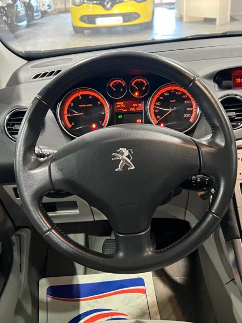 PEUGEOT 308 SW I 2012
