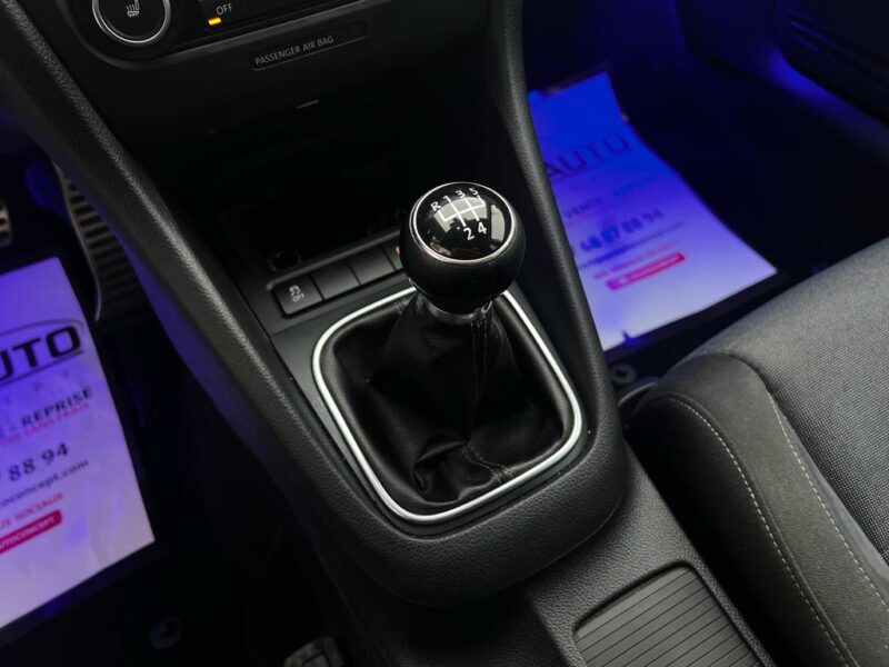 VOLKSWAGEN GOLF VI 2012