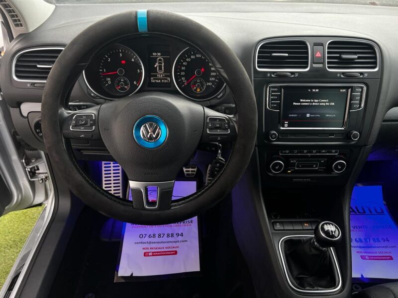 VOLKSWAGEN GOLF VI 2012