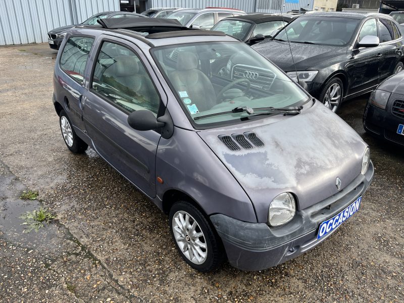 RENAULT TWINGO I 2000