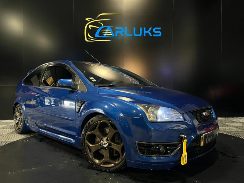 FORD FOCUS ST II 2.5 Turbo 220cv BVM6 // SIEGES RECARO/RADAR-AR/CLIM-AUTO BI-ZONE