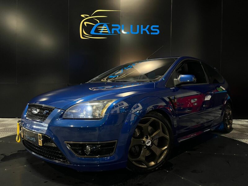 FORD FOCUS ST II 2.5 Turbo 220cv BVM6 // SIEGES RECARO/RADAR-AR/CLIM-AUTO BI-ZONE