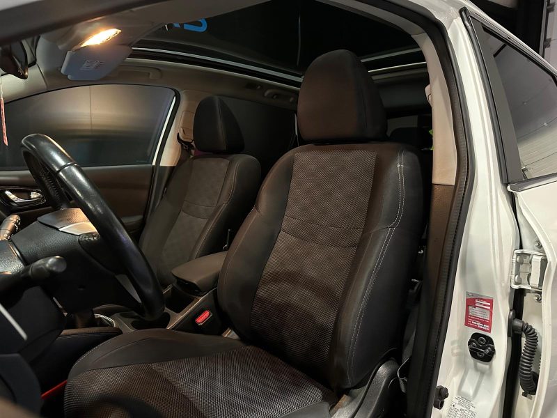 1.2 DIG-T 115cv / N-Connecta / Camera 360 / Toit Pano