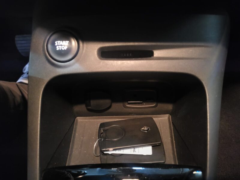 RENAULT CAPTUR 1.2 TCe 120cv Intens EDC // RADAR-AR/GPS/BLUETOOTH