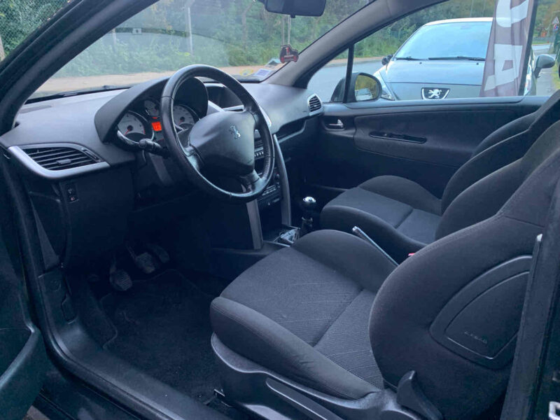 PEUGEOT 207 1.6i 16V VTi 120CV