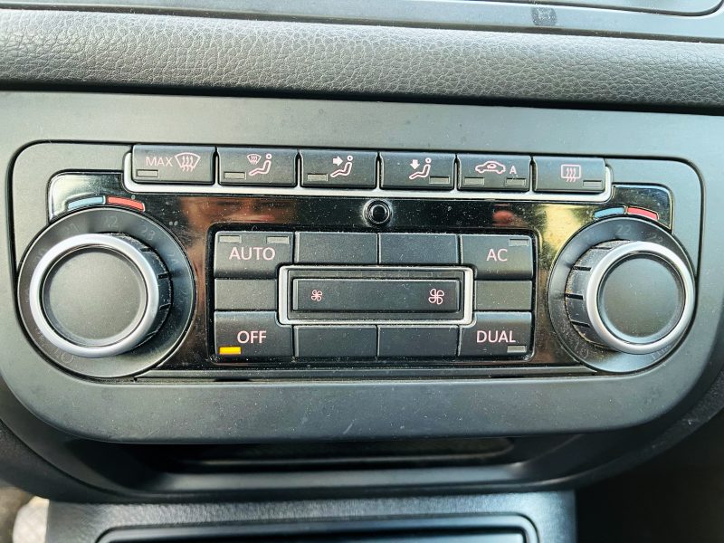 VOLKSWAGEN GOLF PLUS  2011