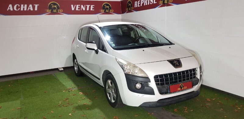 PEUGEOT 3008 Monospace 2011 2.0 BlueHDi150cv