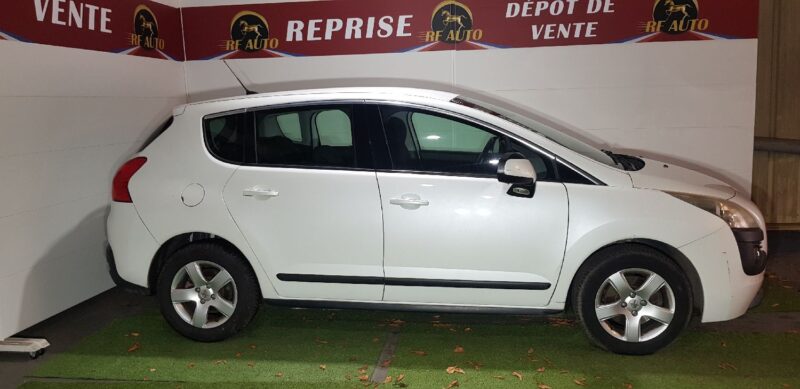 PEUGEOT 3008 Monospace 2011 2.0 BlueHDi150cv