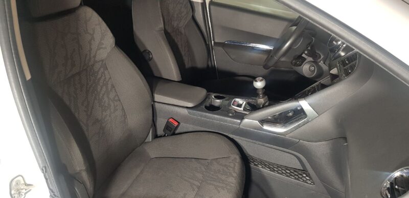 PEUGEOT 3008 Monospace 2011 2.0 BlueHDi150cv