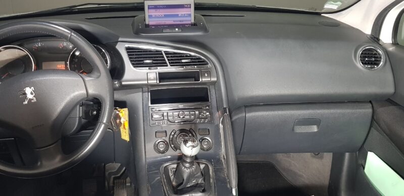 PEUGEOT 3008 Monospace 2011 2.0 BlueHDi150cv