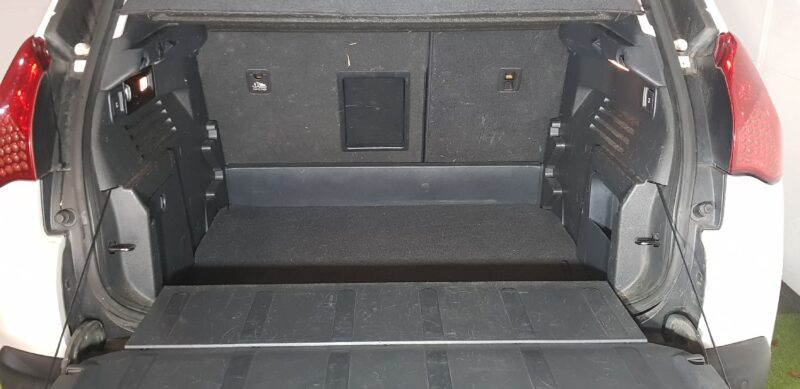 PEUGEOT 3008 Monospace 2011 2.0 BlueHDi150cv