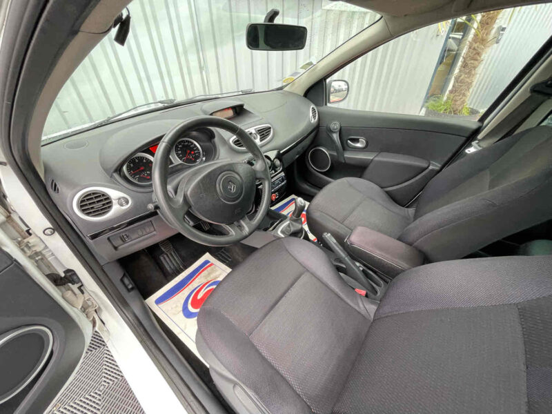 RENAULT CLIO III 2011