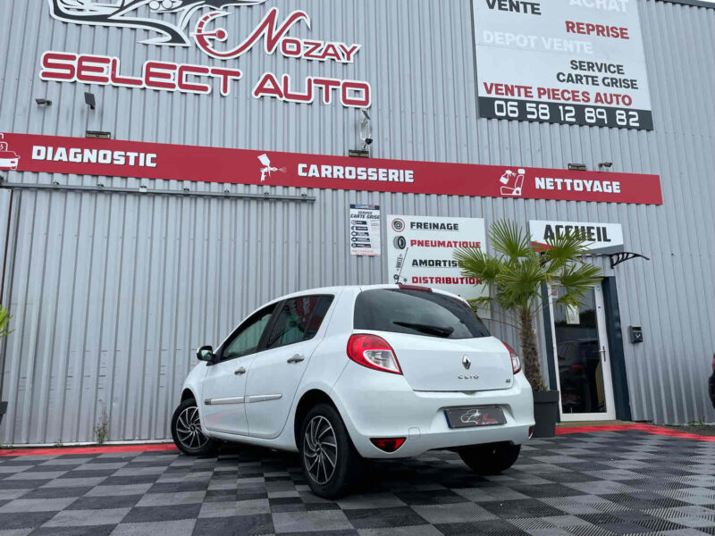 RENAULT CLIO III 2011