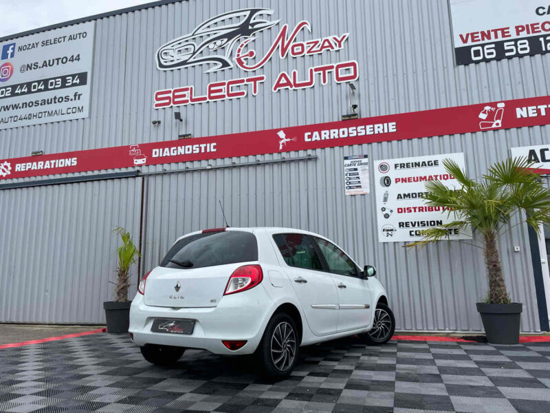 RENAULT CLIO III 2011