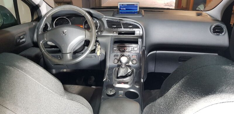 PEUGEOT 3008 Monospace 2009