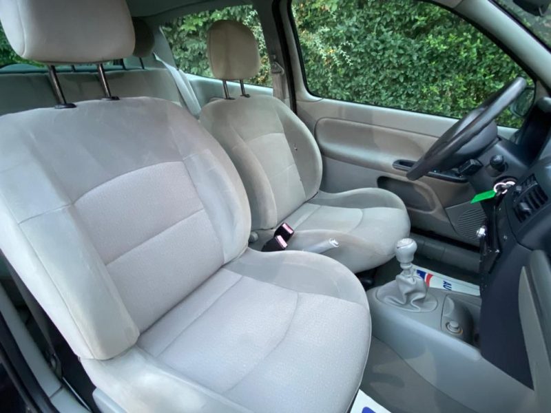 RENAULT CLIO II 2003 1.4 16V 98cv